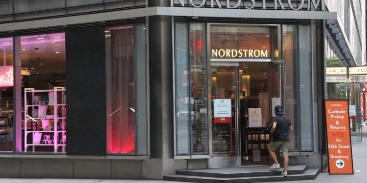 Nordstrom, SoFi, Hewlett Packard and more